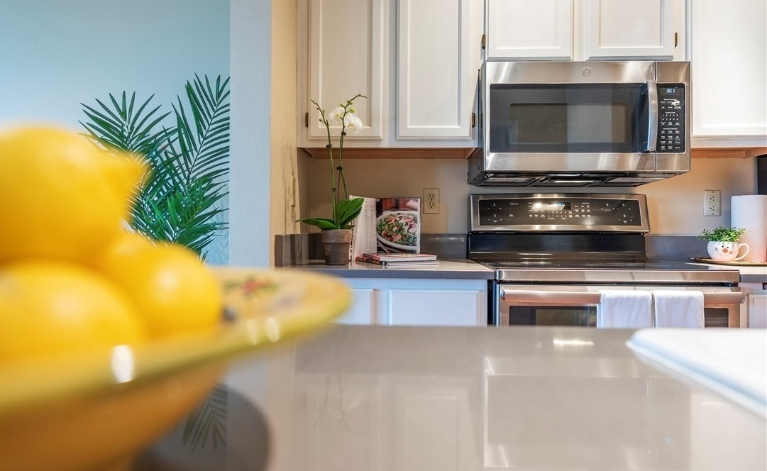 Building Photo - 3028 Western Ave