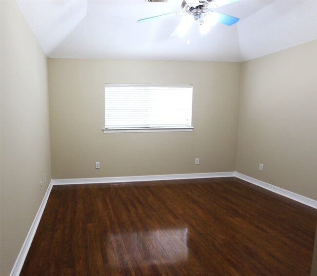 Building Photo - 1410 Caine Hill Ct