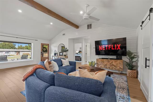 Building Photo - 315 Easton Rd