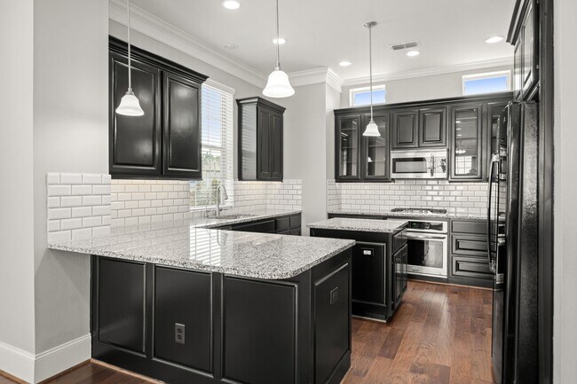 Building Photo - 6703 Highclere Manor Ln