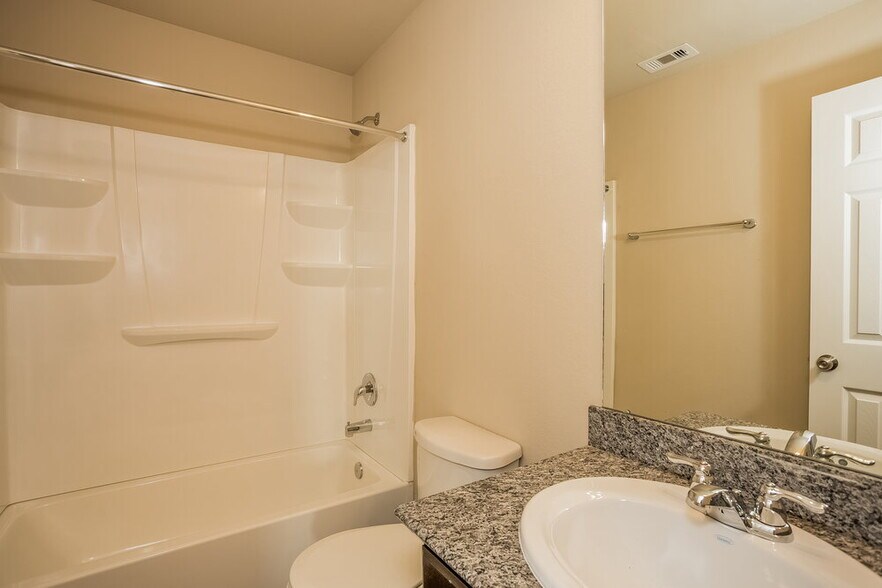 Building Photo - 15030 Silhouette Ridge Dr