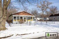 Building Photo - Charming 3-Bedroom Ranch Home