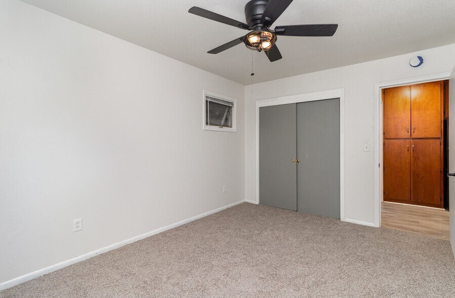 Building Photo - 2017 Commerce Blvd