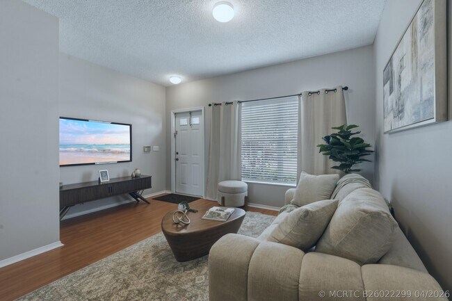 Building Photo - 16635 Hemingway Dr