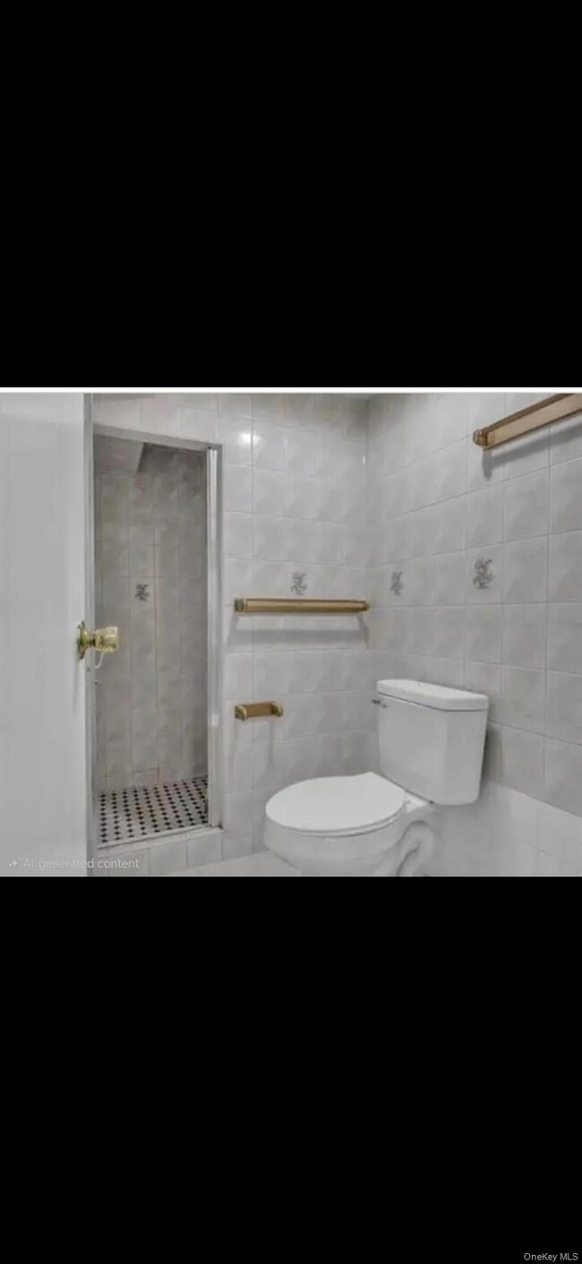 Building Photo - 179-11 Eveleth Rd