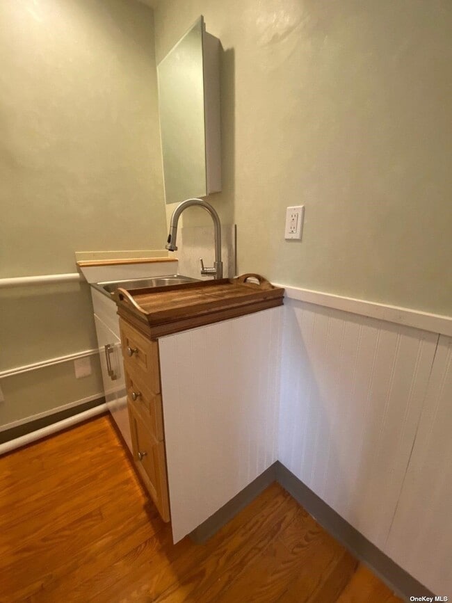 Building Photo - 110 Clay Pitts Rd