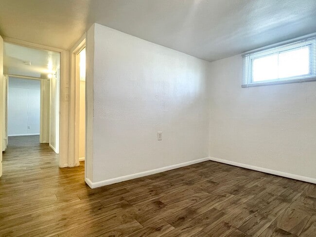 Building Photo - 305 N 100 W