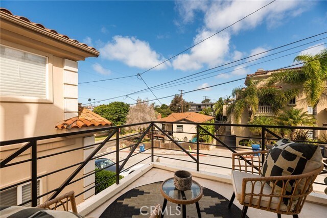 Building Photo - 610 9th St