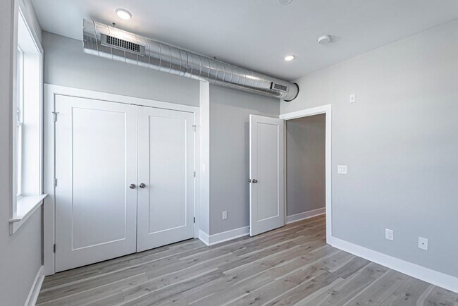 Building Photo - 1448 S 52nd St