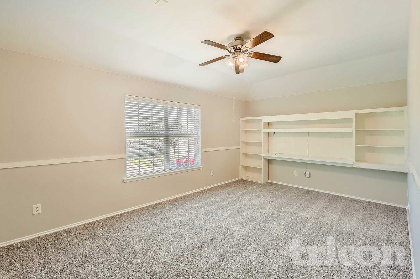 Building Photo - 1030 Barrington Dr