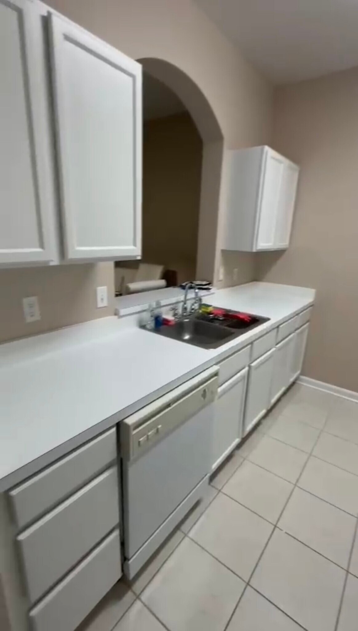 Kitchen - 7123 Yacht Basin Ave