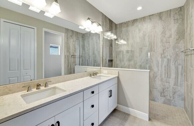 Building Photo - 4633 Centaurus Cir