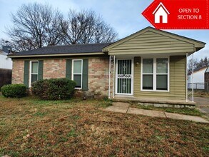 Building Photo - Newly Renovated In Mt Pisgah - Open To Section 8