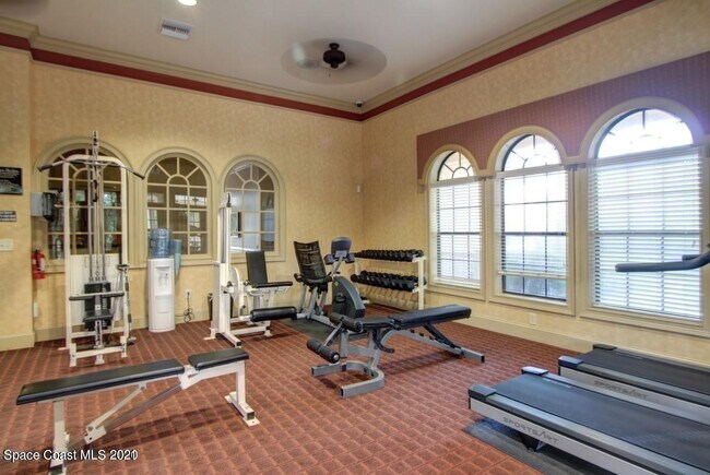 Building Photo - 6440 Borasco Dr