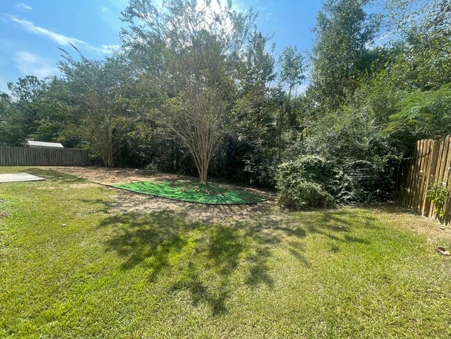 Building Photo - 237 Camden Lake Dr