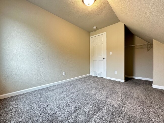 Building Photo - 3 Bedroom 2 Stall Detached Garage Fairgrounds