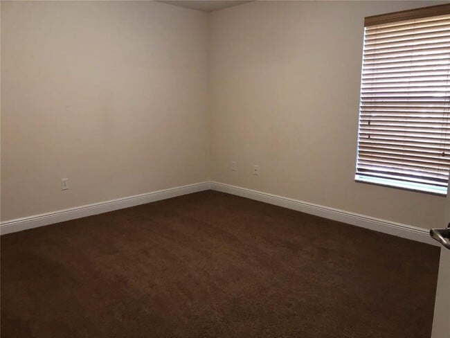 Building Photo - 4815 Riverton Dr