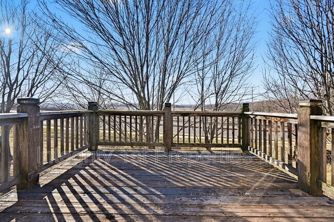 Building Photo - 3645 NW 84th Terrace