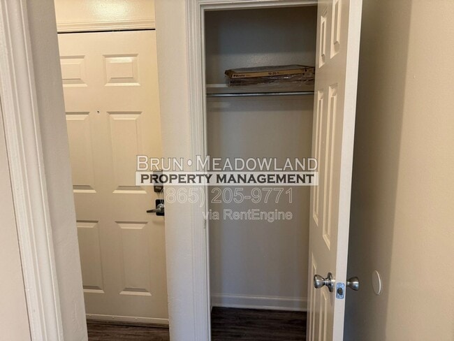 Building Photo - 9116 Parktop Ln NW