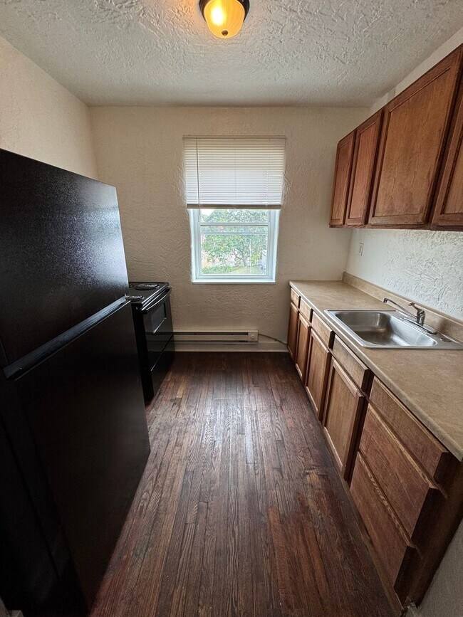 Building Photo - 2901 Chartiers Ave