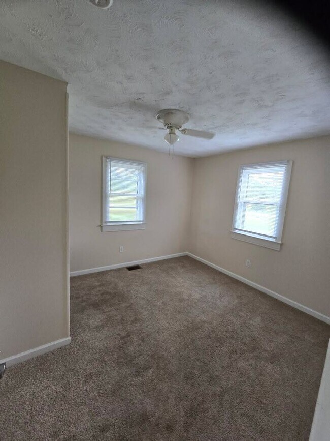 Building Photo - 3 Bed, 2 Bath Home Available in Greer