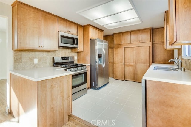 Building Photo - 439 Longfellow Ave