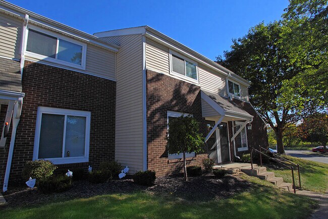 Building Photo - Vinton Green