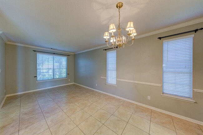 Building Photo - 2610 Ledgebrook Ln