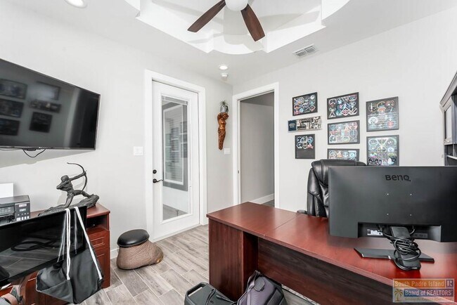 Building Photo - 86 Torrey Pines Dr