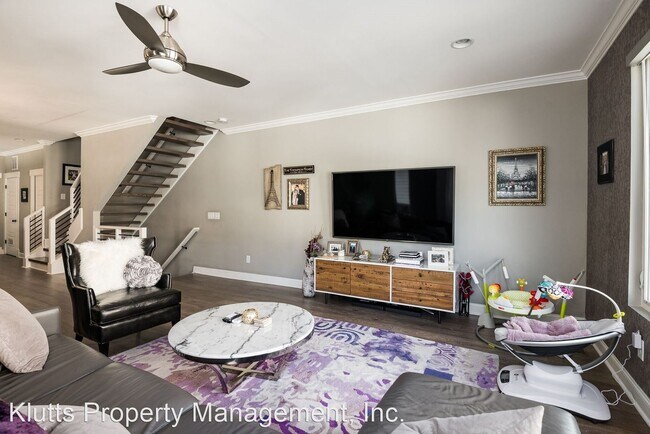 Building Photo - 3 br, 3.5 bath House - 945-A  Westbrook Drive