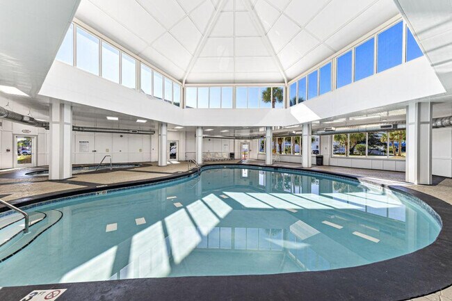 Building Photo - 400 Plantation Rd