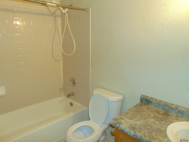 Building Photo - 11427 E 26th St