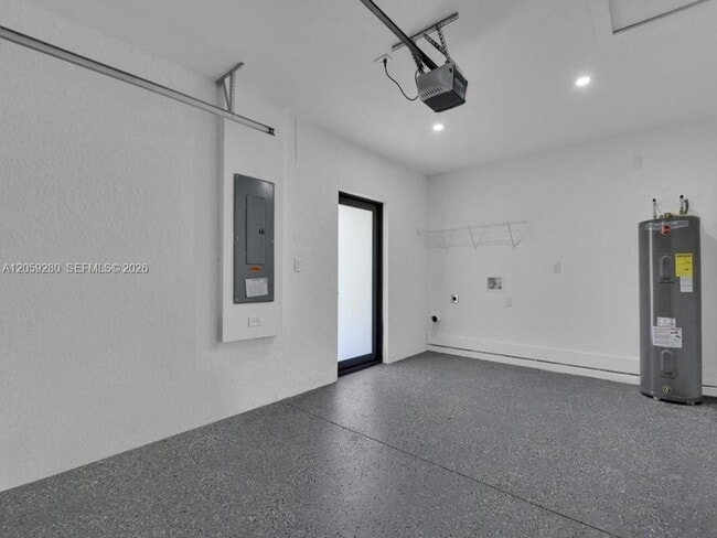 Building Photo - 4745 13th St SW