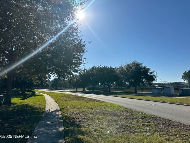 Building Photo - 105 Leese Dr