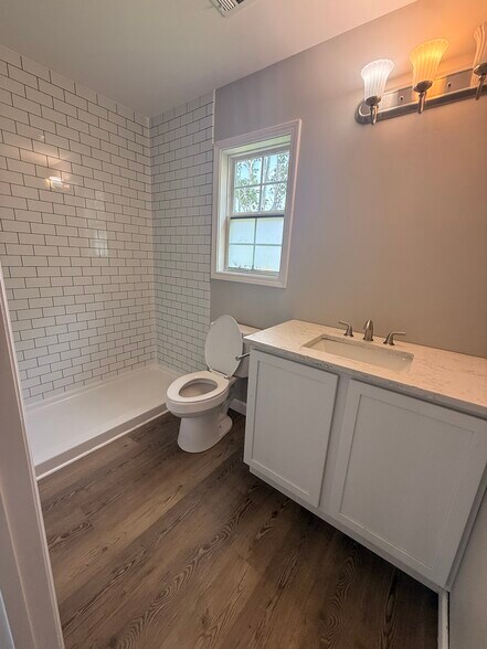 Building Photo - 1205 Cocksfoot Ln
