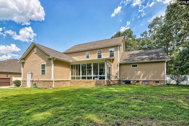 Building Photo - 21 Sixty Oaks Ln