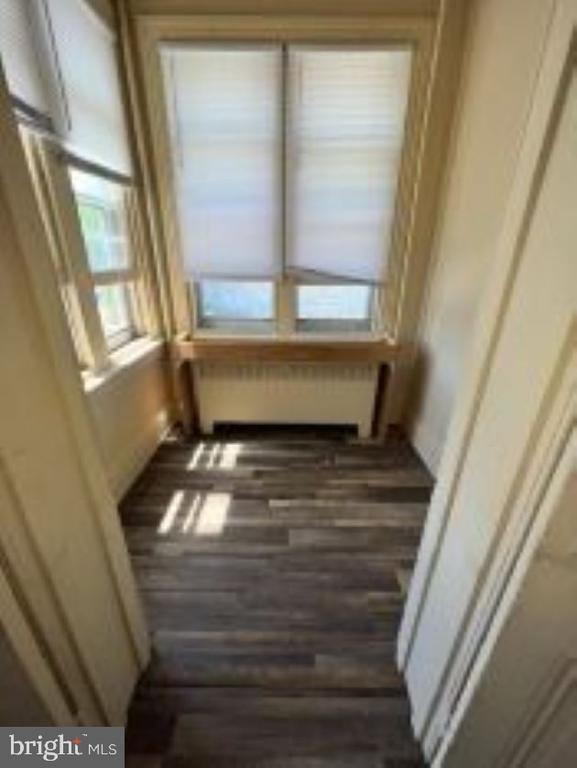 Building Photo - 453 W Gay St