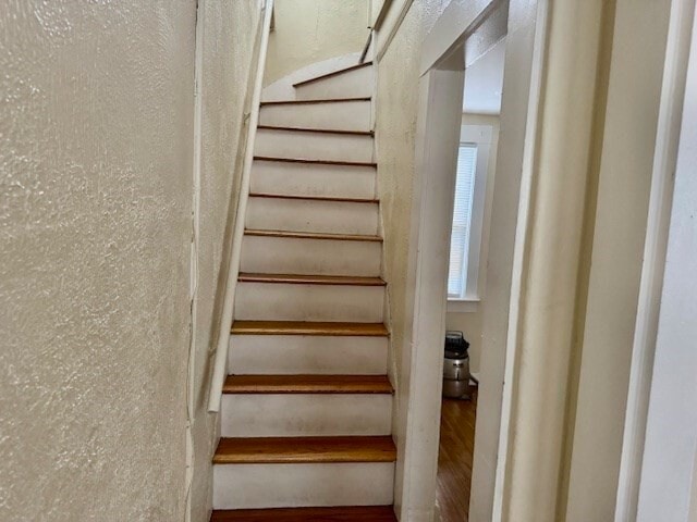 Building Photo - 277 E Merrimack St