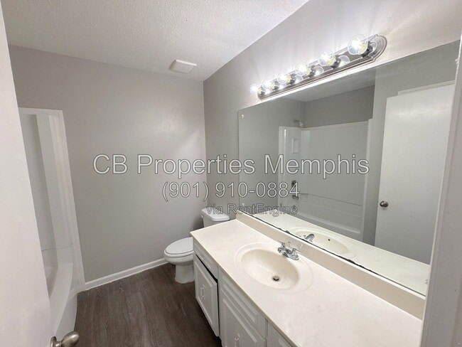 Building Photo - 4872 Burgess Cove