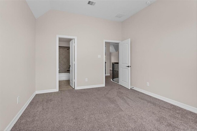 Building Photo - 24015 Richglen Court