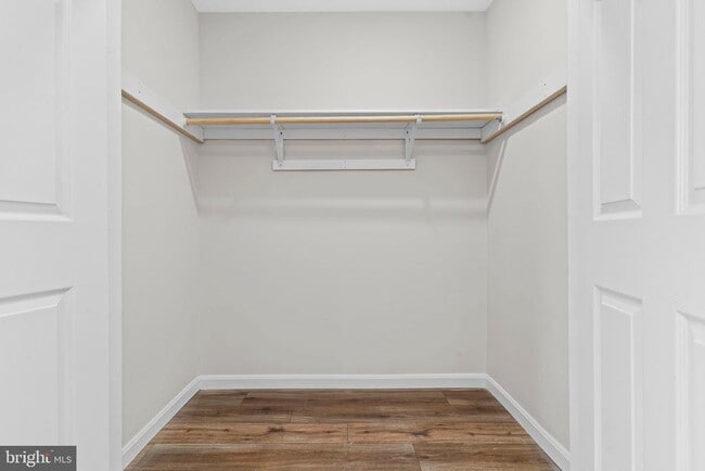 Building Photo - 46520 Rosewood Dr