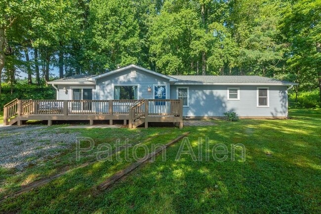 Building Photo - 63 Ben Lippen Rd