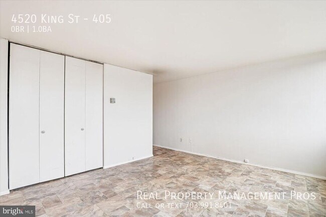 Building Photo - 4520 King St