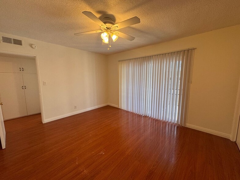 Building Photo - 1065 S Holt Ave