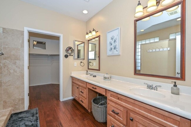 Building Photo - 41418 N Clear Crossing Rd