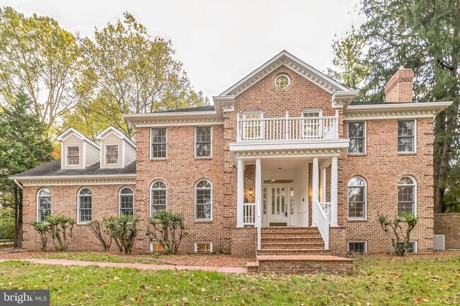 Building Photo - 2527 Hunter Mill Rd