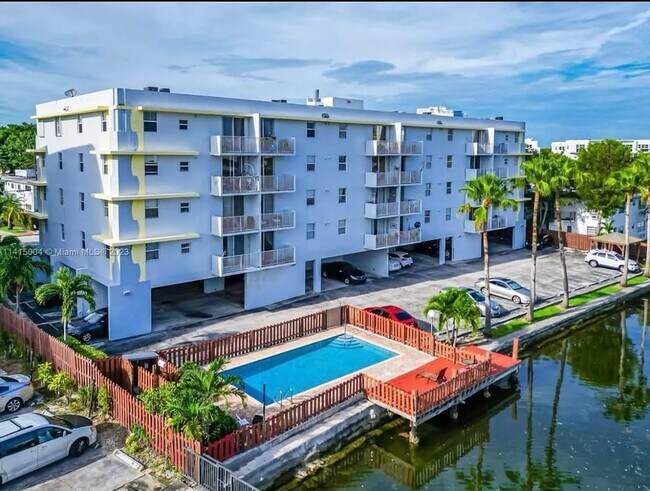 Building Photo - 80 S Shore Dr