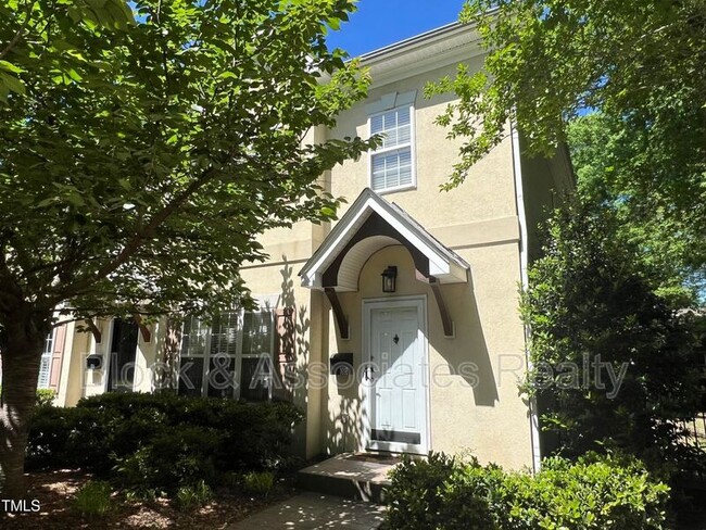Building Photo - 1109 Wake Forest Rd