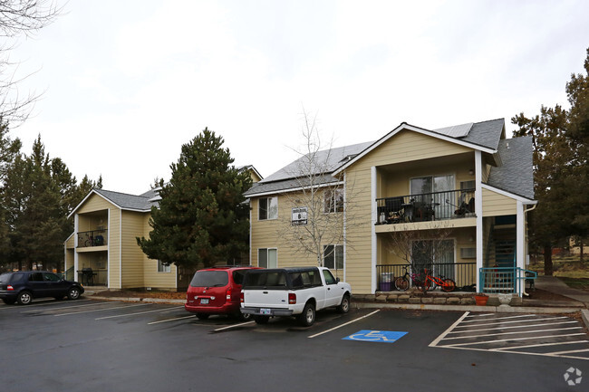 Building Photo - Healy Heights Apartments