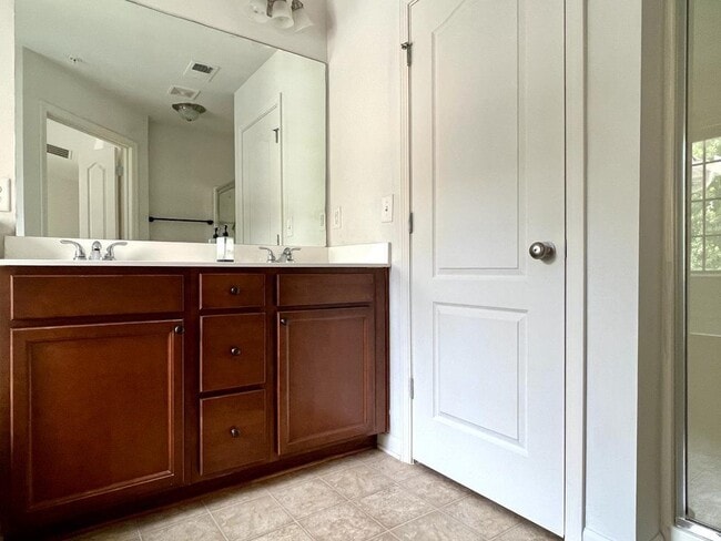 Building Photo - 6355 Story Cir